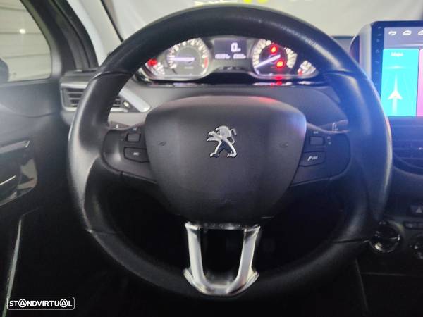 Peugeot 2008 1.2 PureTech Allure - 8