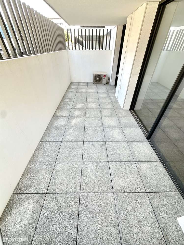 T1 de duas frentes em Canidelo a 250 m da praia e lugar garagem...-12