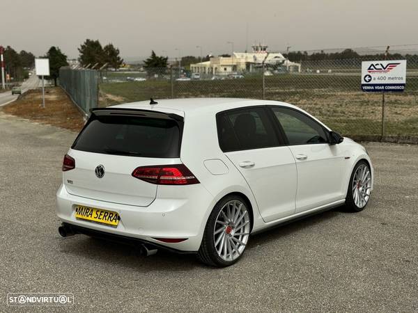 VW Golf 2.0 TSi GTi DSG - 4