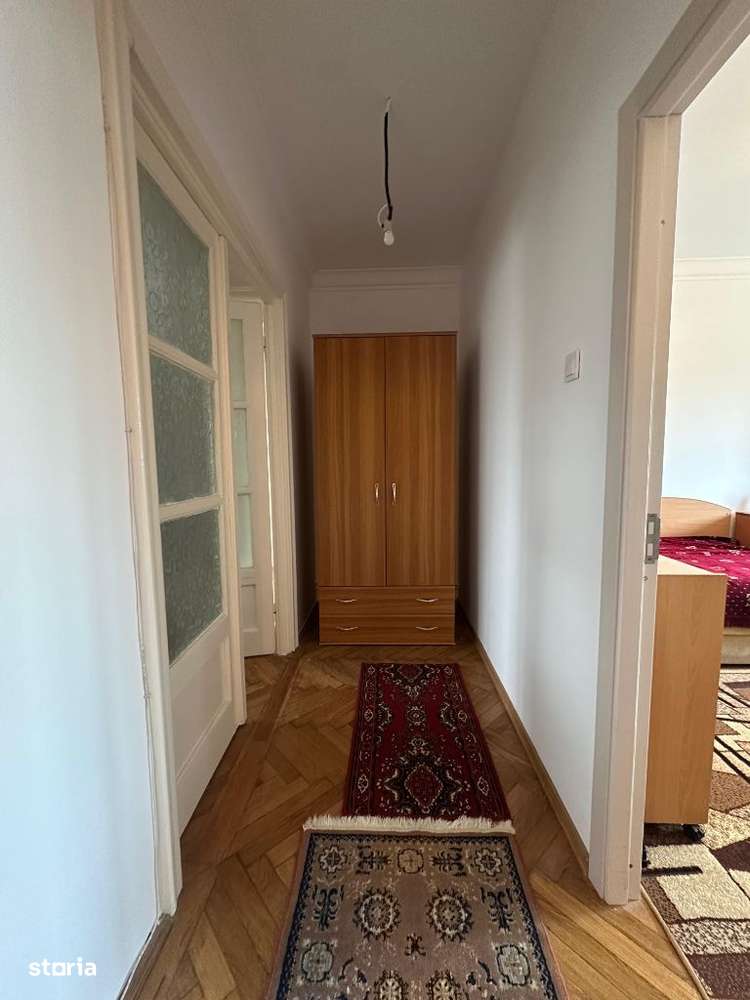 Apartament cu 3 camere, localizat în zona centrală a oraşului - Quarta - Imagine principală: 5/16