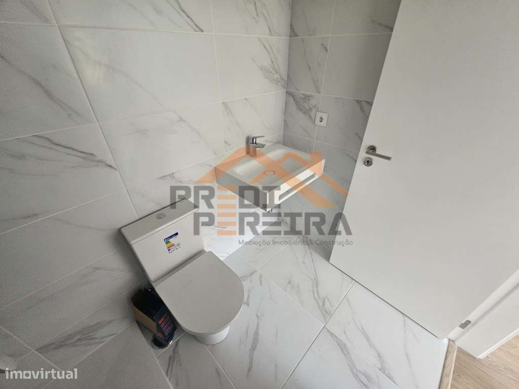 T1 situado na Quinta dos Fartos, Apelação.-21