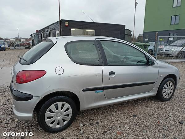 Peugeot 206 - 4