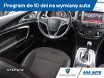 Opel Insignia - 8