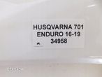 HUSQVARNA 701 SUPERMOTO ENDURO OWIEWKA BOK PRAWY - 7