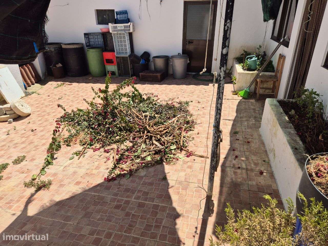 Excelente moradia terrea com 2 logradouros na Aldeia dos Fernandes-22