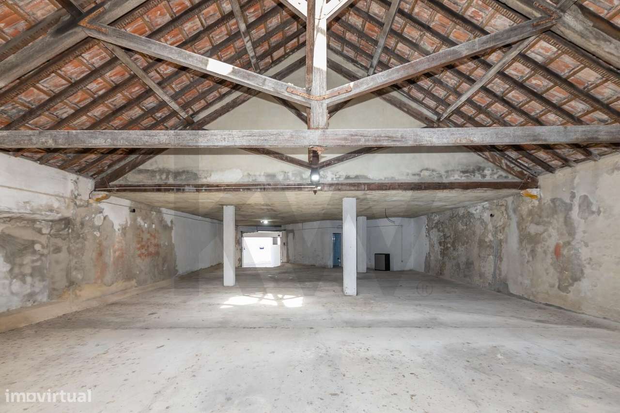 Armazém no centro do Montijo com 428m2. - Grande imagem: 2/20