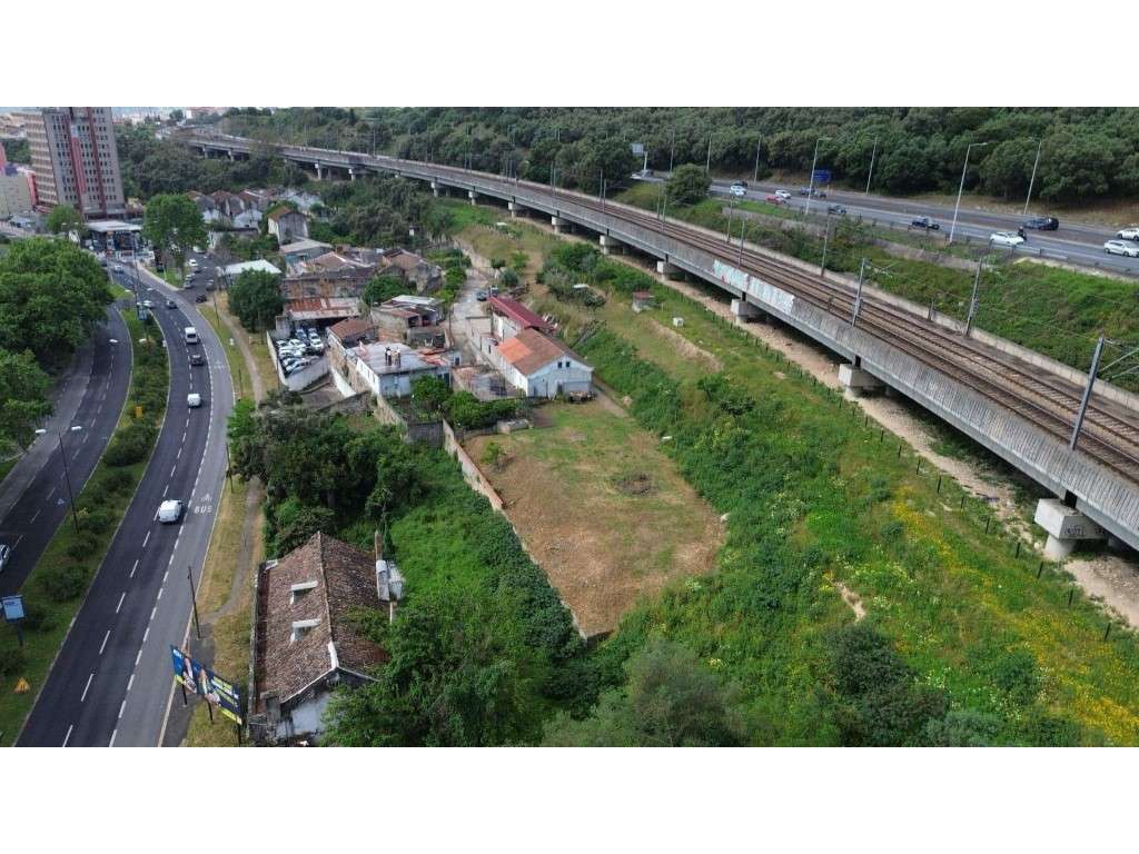 Terreno para construção - Grande imagem: 2/4