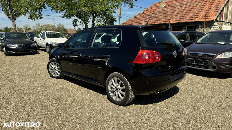 Volkswagen Golf 1.9 TDI 4Motion GT Sport - 4