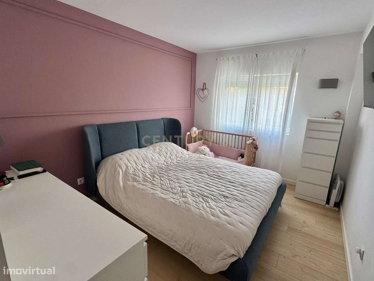 Apartamento T2 Totalmente Renovado em Massamá-10