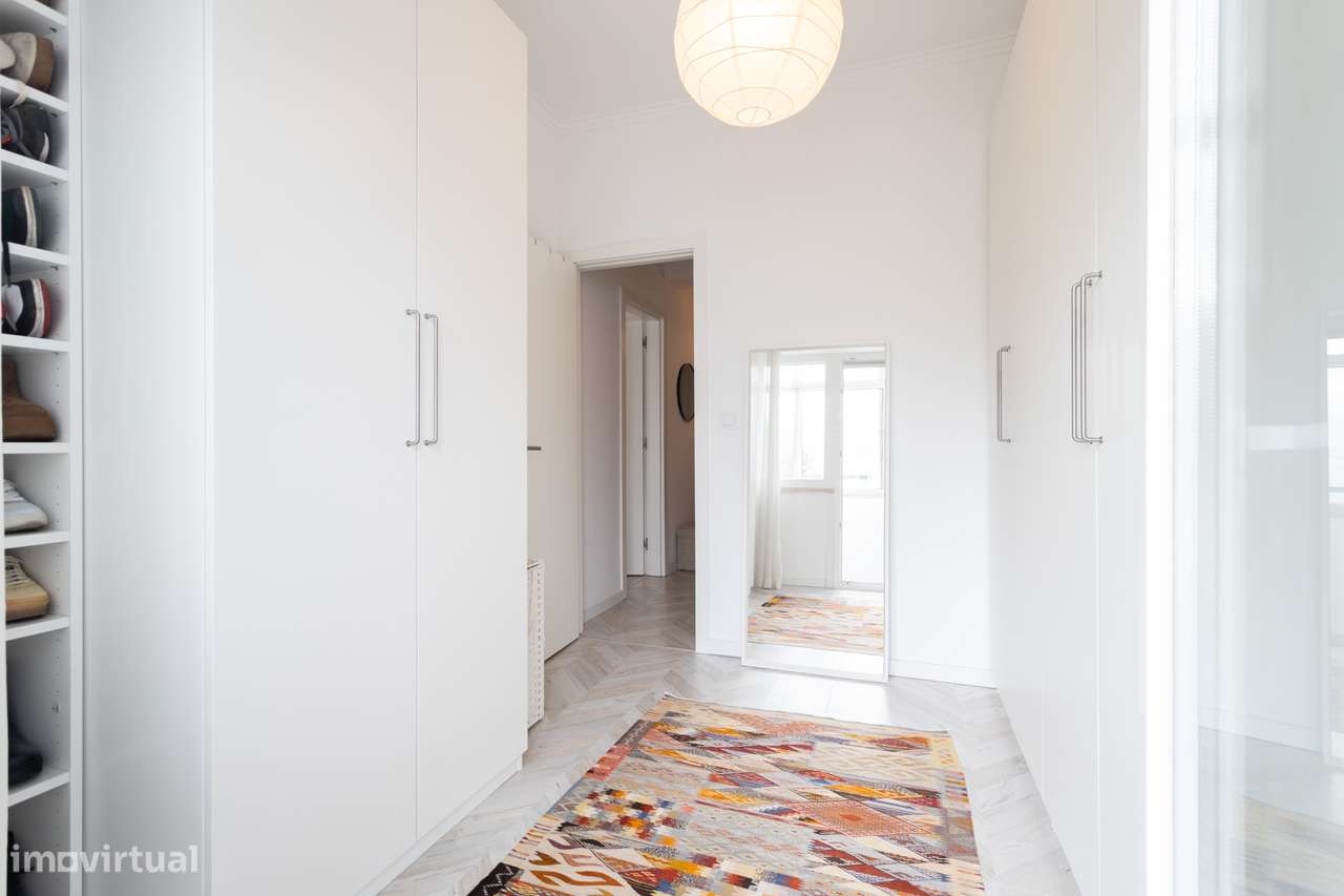 APARTAMENTO T2 EM MASSAMÁ-13