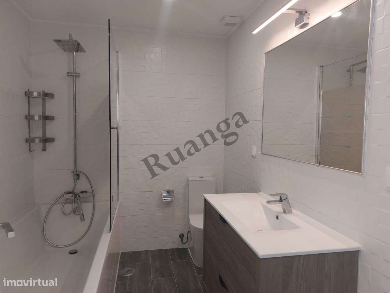 Apartamento T3 Duplex para Venda em Vila Nova de Santo André-30