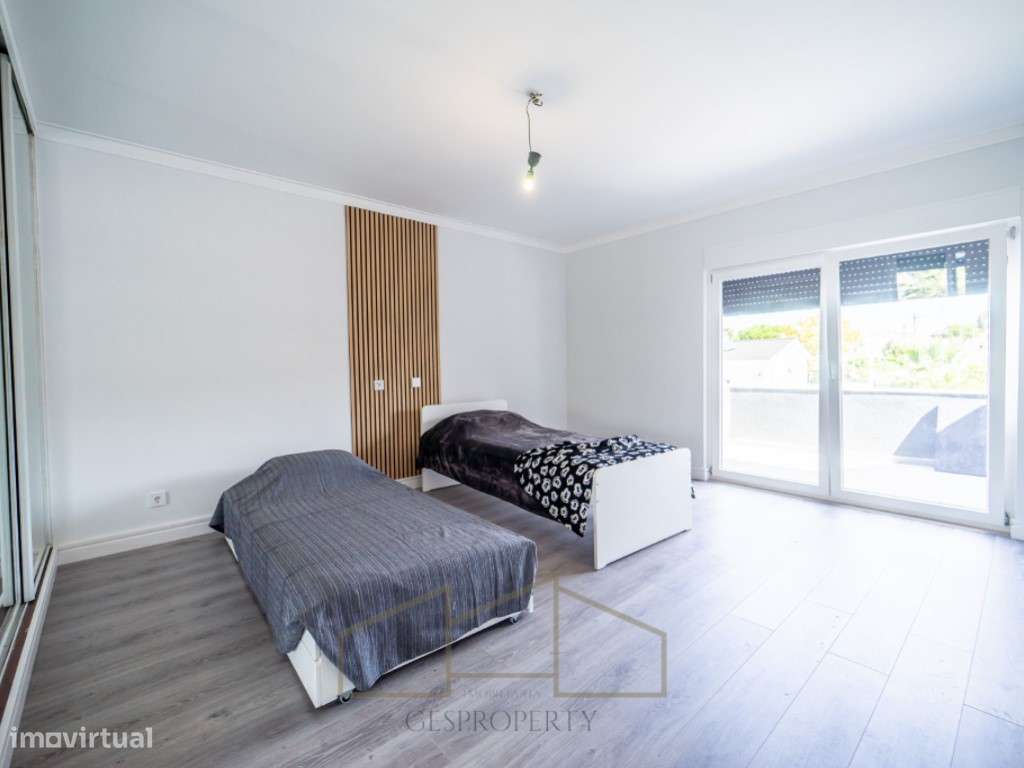 Moradia T6 Isolada na Marisol-32