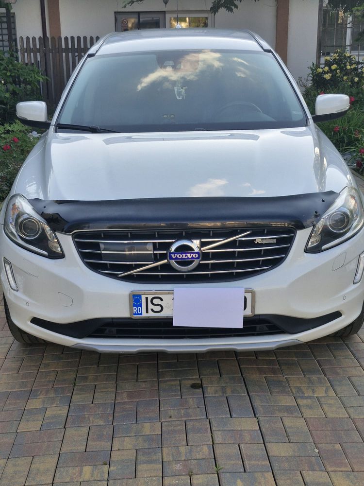 Volvo XC60 D5 AWD Geartronic Kinetic 2017