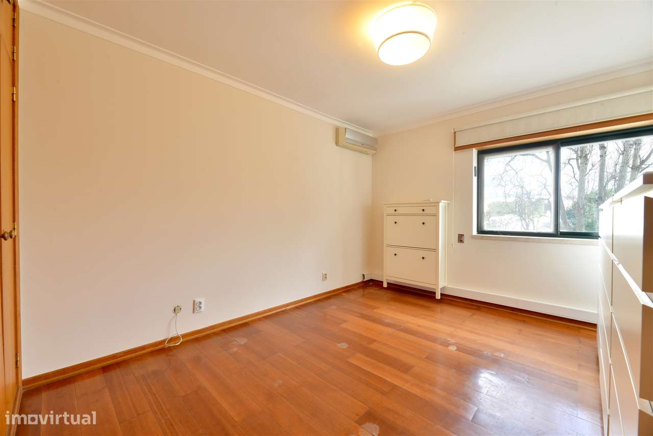 Apartamento para arrendamento nas Varandas De Cascais - Grande imagem: 5/26