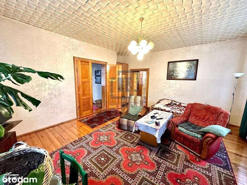 Willa z ogrodem idealna na siedzibę firmy. - Pełny obrazek: 4/16