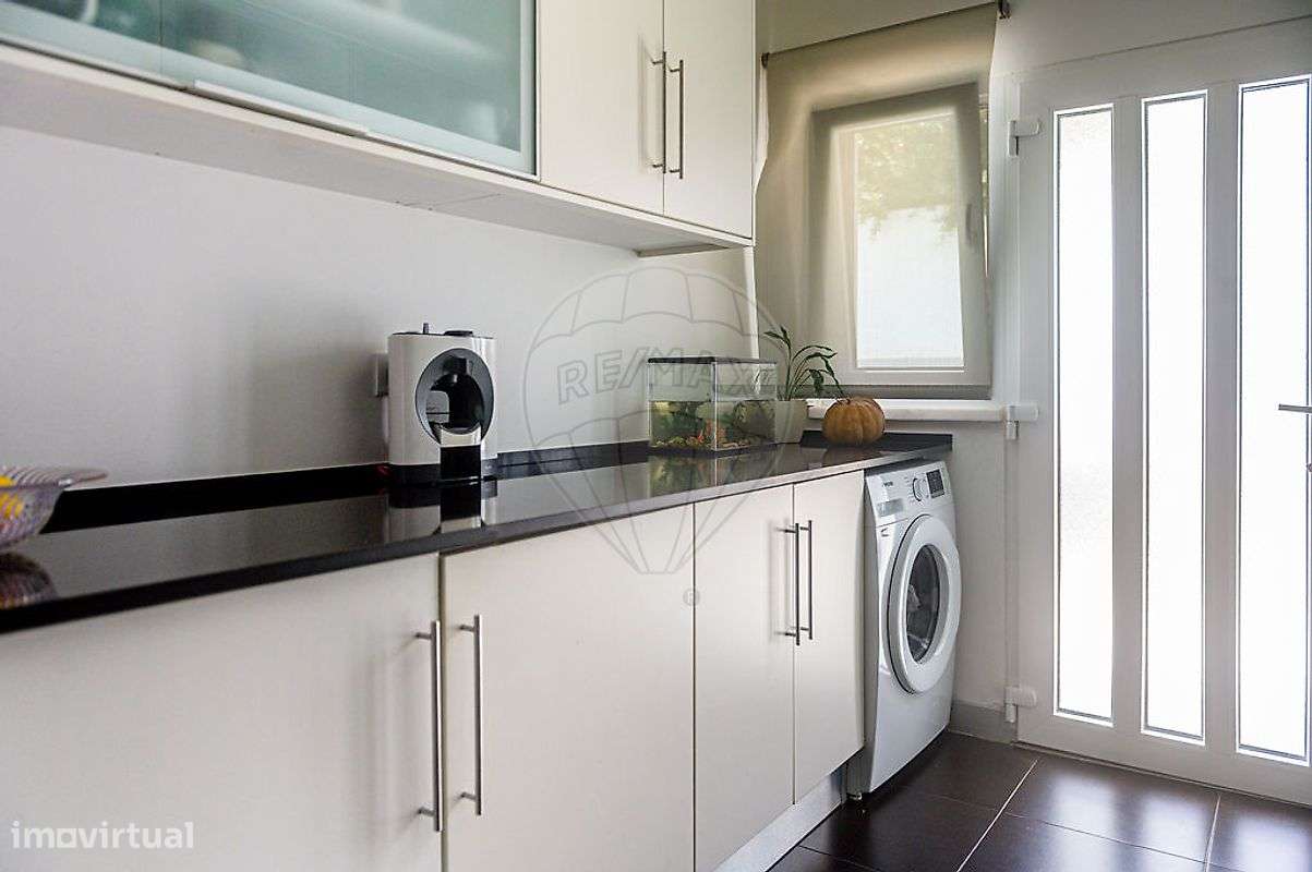 Moradia T4 para venda-6