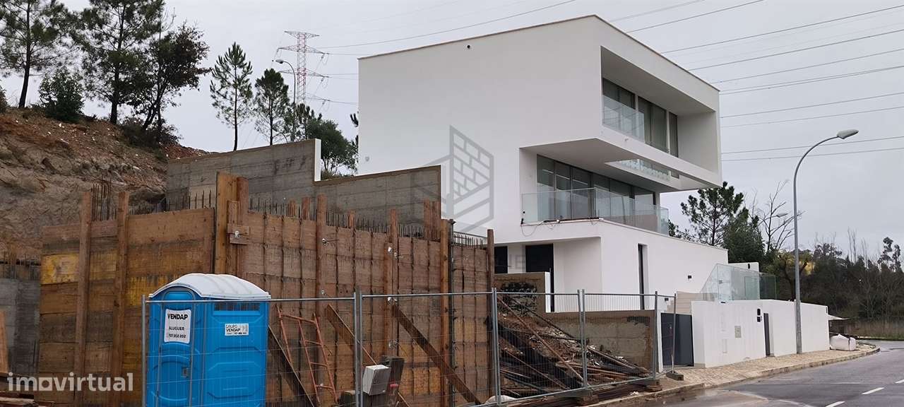 Lote de Terreno  Venda em Almargem do Bispo, Pêro Pinheiro e Montelava-11