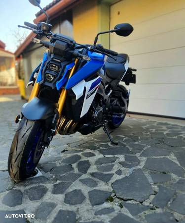 Suzuki GSX-S 1000 - 4