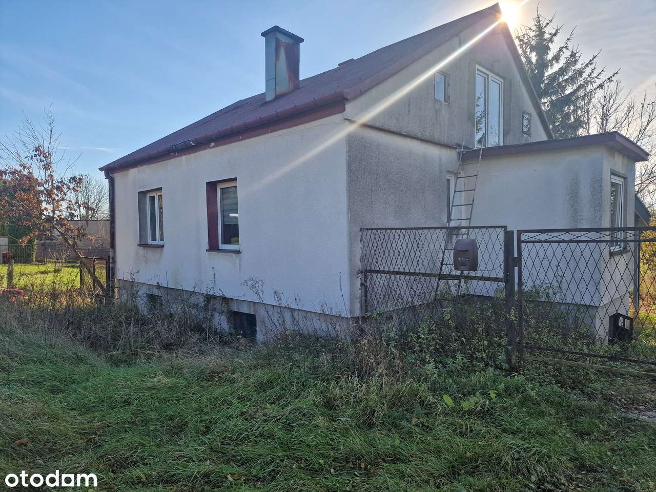 Dom z potencjałem w Chmielniku przy ul. Plac Targowy-9