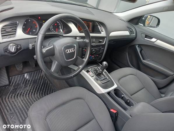 Audi A4 Avant 2.0 TDI e DPF Ambiente - 14