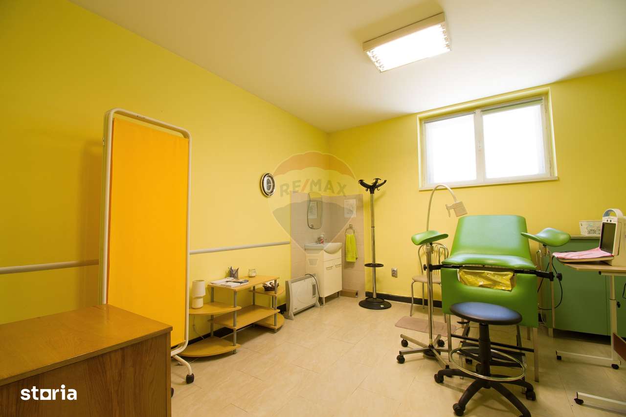 Spațiu de birouri sau cabinete de inchiriat langa Hotel Napoca - Imagine principală: 4/8