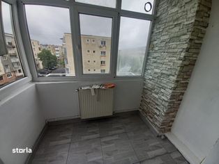 Vand apartament 2 camere Mioveni Bd Dacia