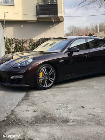 Porsche Panamera GTS - 6