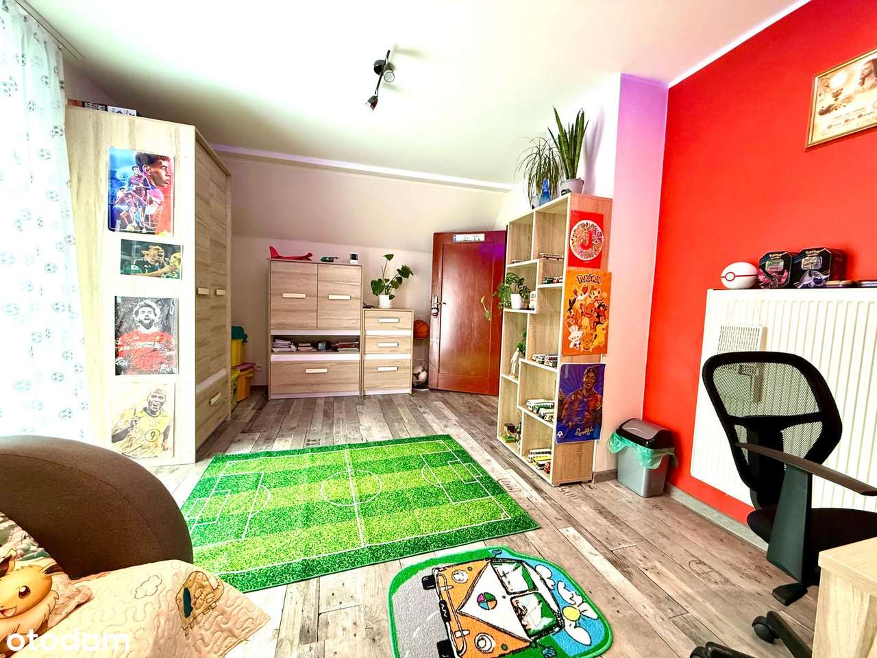 Zadbany dom na osiedlu Czarne Jelenia Góra.-4