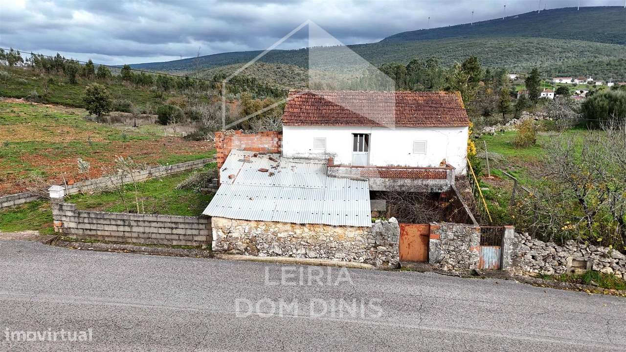 Moradia T4 Isolada em Almoster - Grande imagem: 4/8