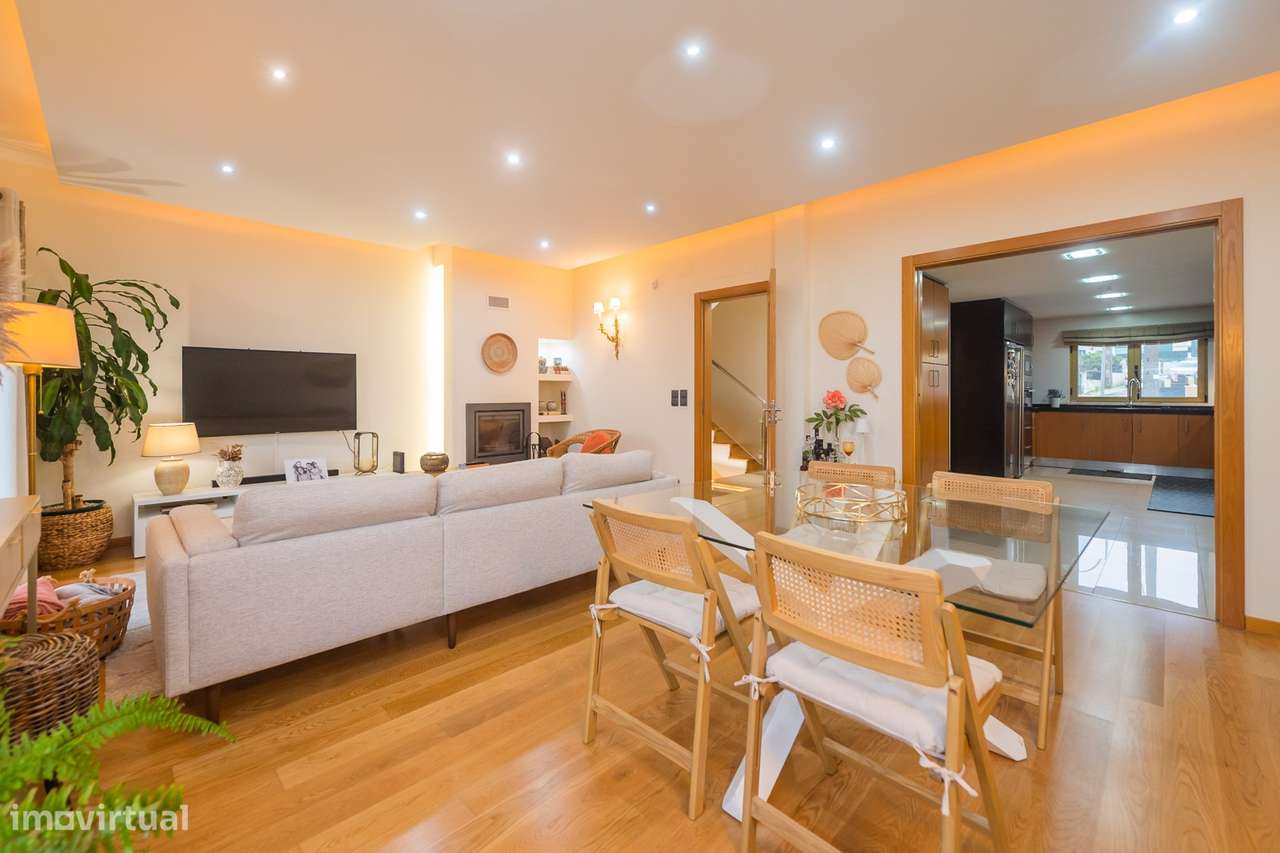 Moradia T-4+1 em Agualva Cacém - Grande imagem: 4/55