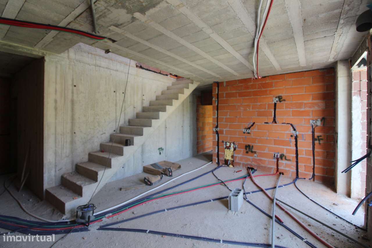 Duplex em Prédio Moderno-5