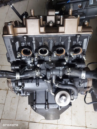 Honda CB 650 R Neo Sport silnik engine - 2
