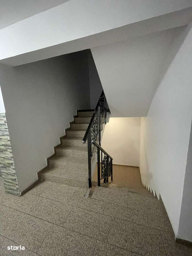 Garsoniera Leroy Merlin Complex ADM-6