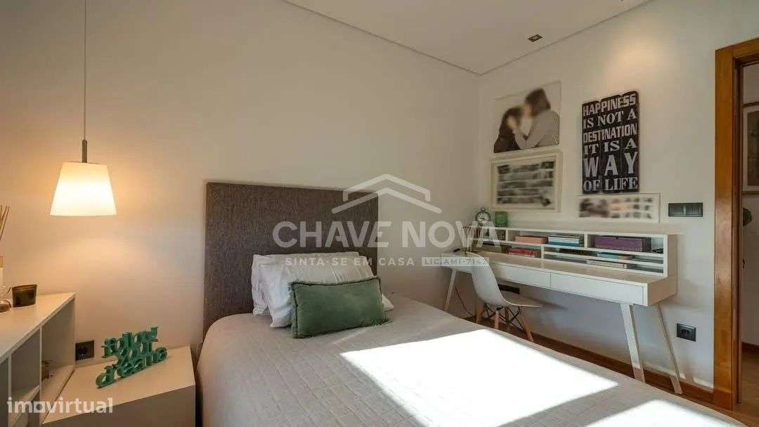 Moradia Isolada V4 c/ Jardim e Piscina em Oliveira de Azeméis-17