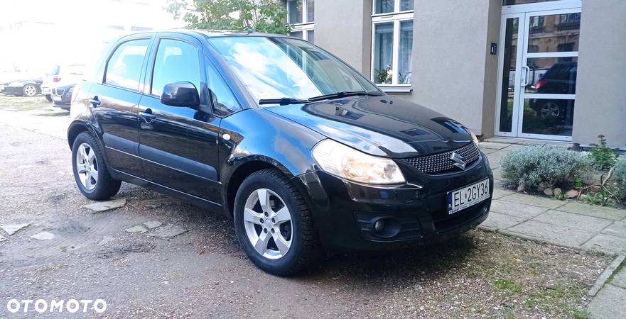 Suzuki SX4 1.6 Premium - 2