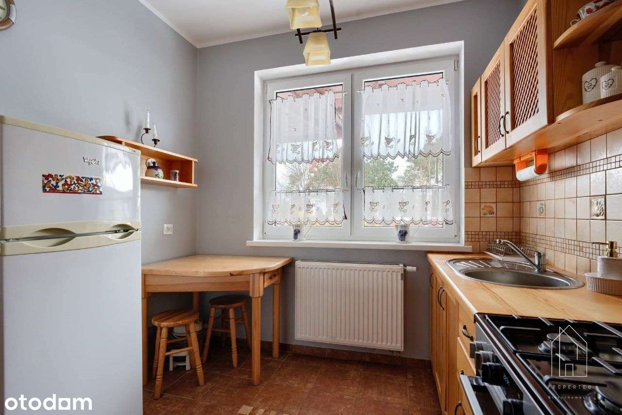 Dom parterowy z 2012r. z basenem-6