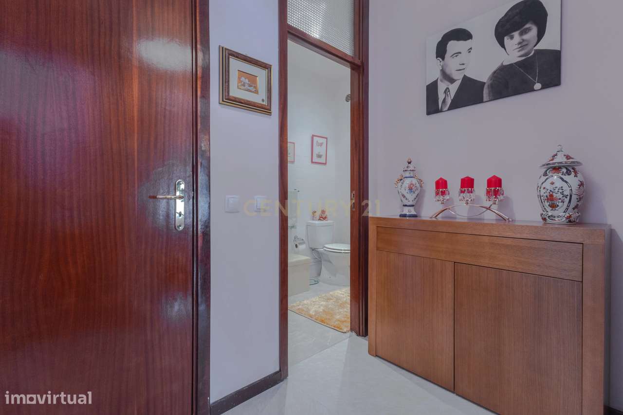 T2 com Vista Mar no 6.º Andar | Matosinhos Sul-10