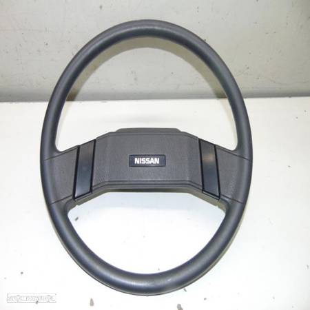 Nissan Sunny volante - 1