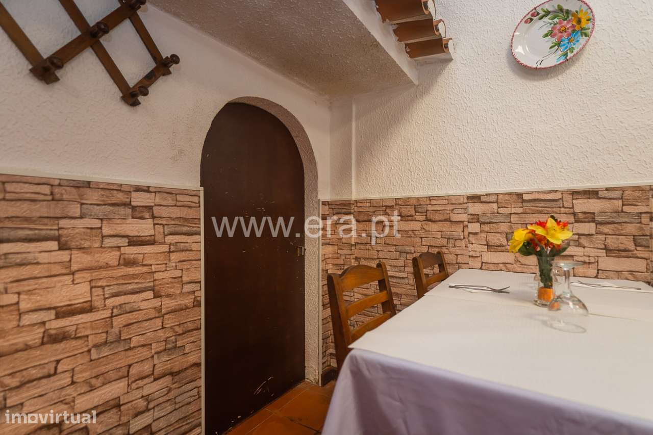Trespasse - Restaurante / Café em Odivelas-32