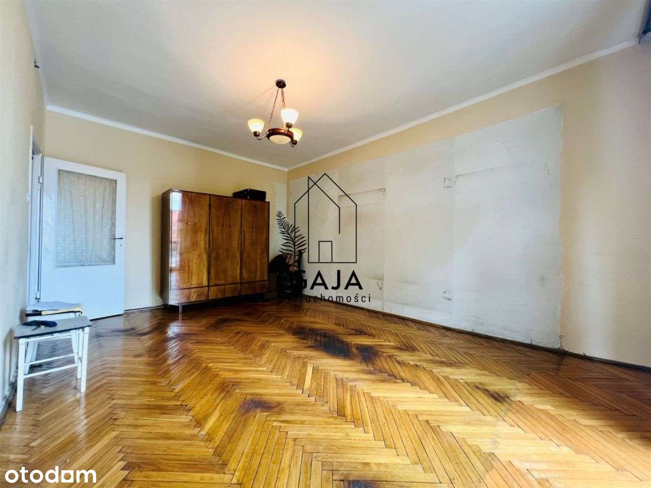 Duża kawalerka z balkonem 3p. w atrakcyjnej cenie! - Pełny obrazek: 2/6