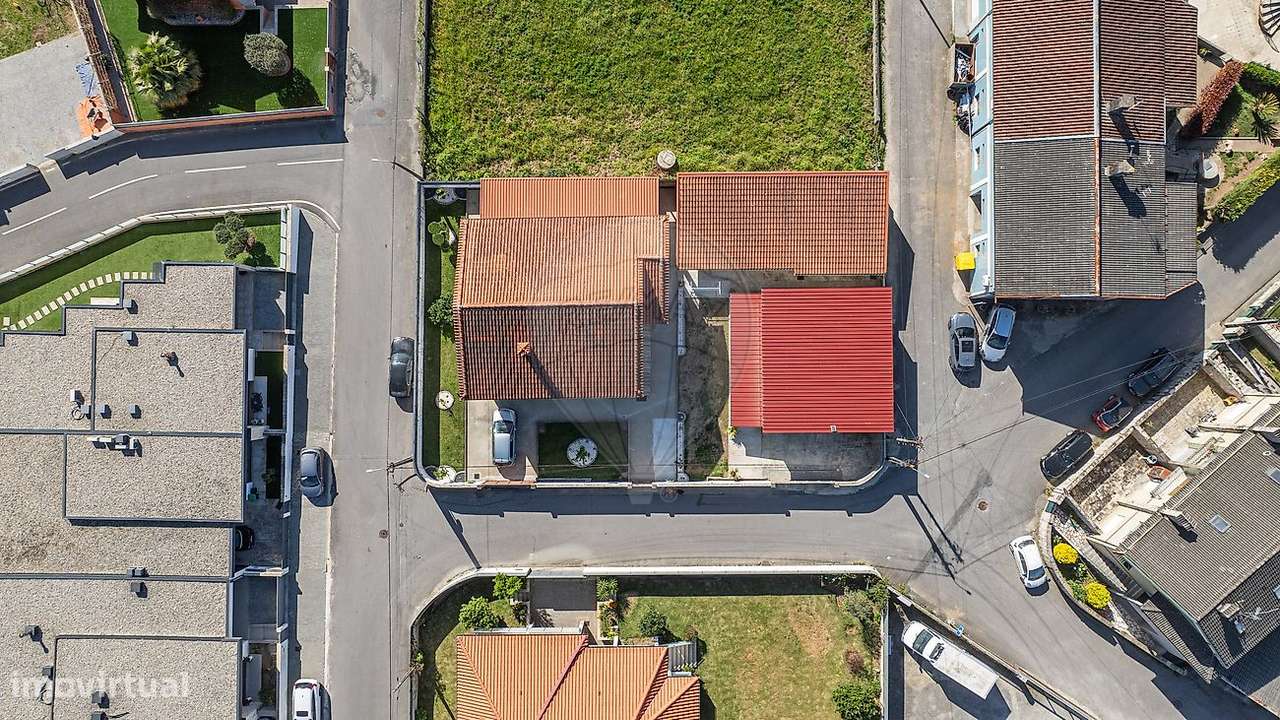 Moradia T4 para venda-1