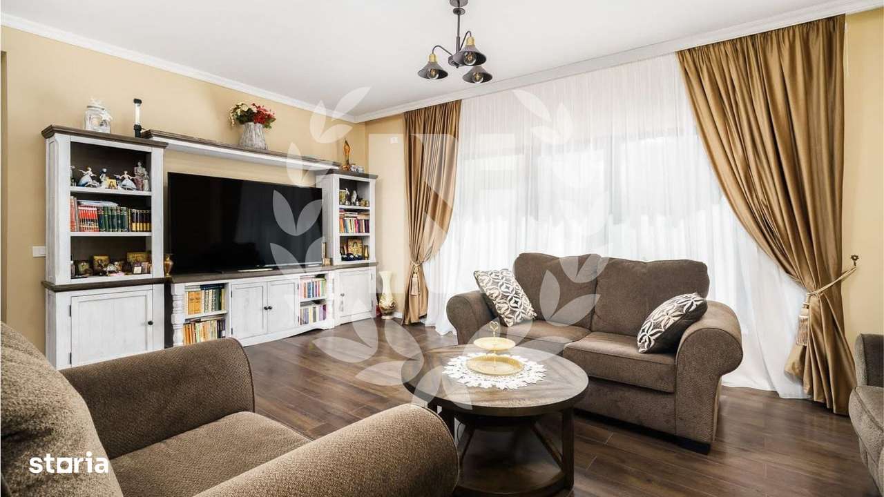 Apartament 4 camere cu terasă și curte generoasă-4