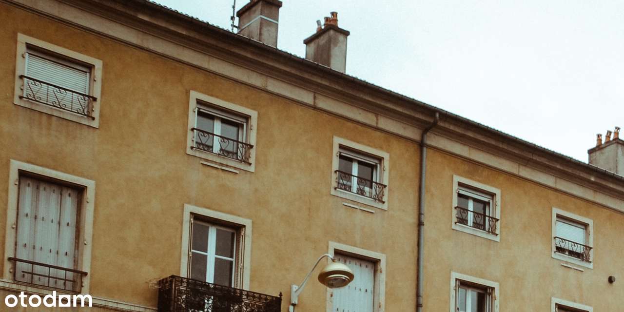 Kamienica ok. Pl. Niepodległości-0