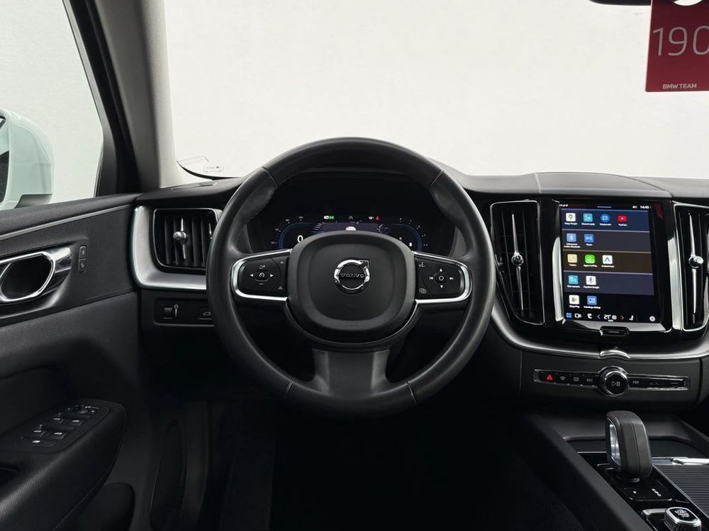 Volvo Xc-60 B4 B Momentum Pro 2022 — zdjęcie 2