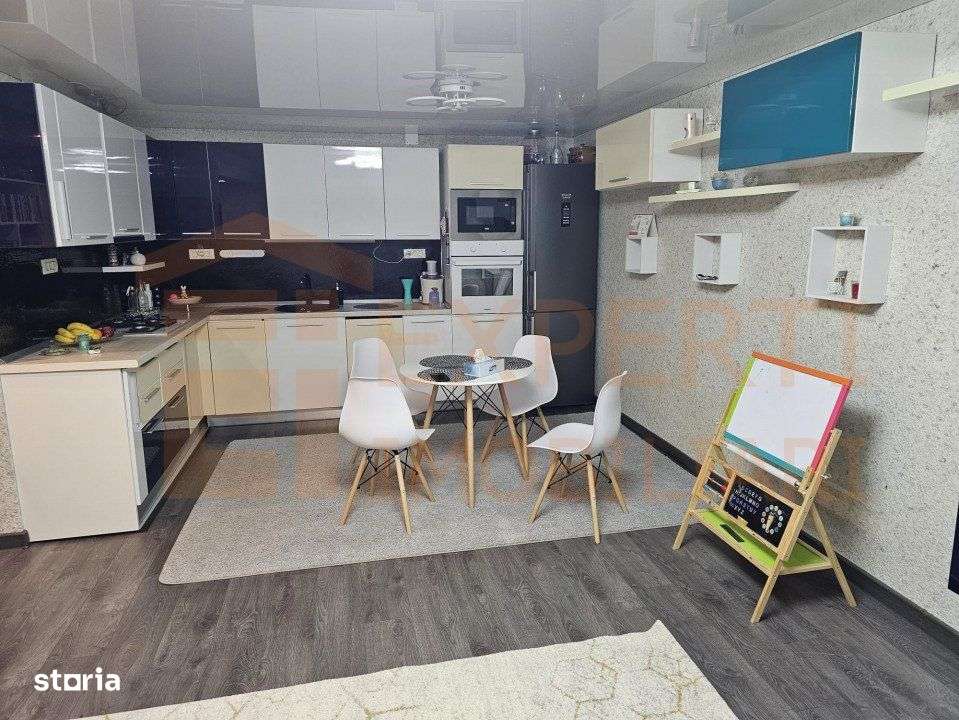 Casa situata in zona DACIA - Imagine principală: 3/13