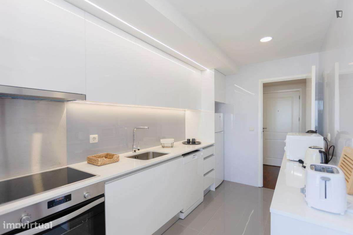 Apartamento com 1 quartos - localizado em Matosinhos - Grande imagem: 4/10