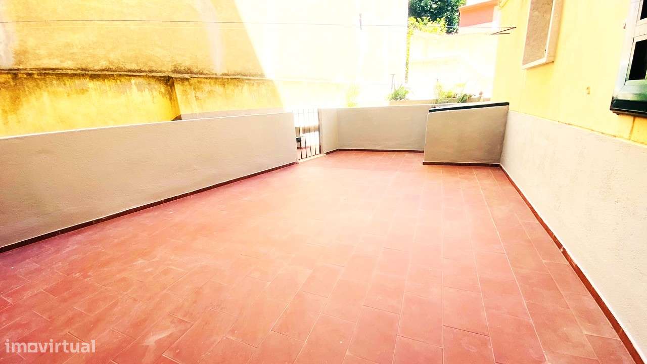 T2 Remodelado com Pátio | Muita Luz | Lapa – Entrada Imediata - Grande imagem: 5/12