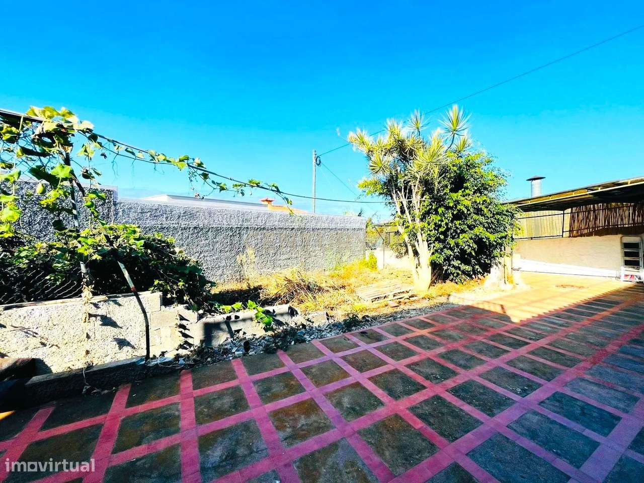 Moradia T3 Térrea em Santo António – Próximo ao Madeira Shopping-7