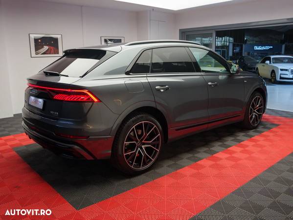 Audi Q8 - 4