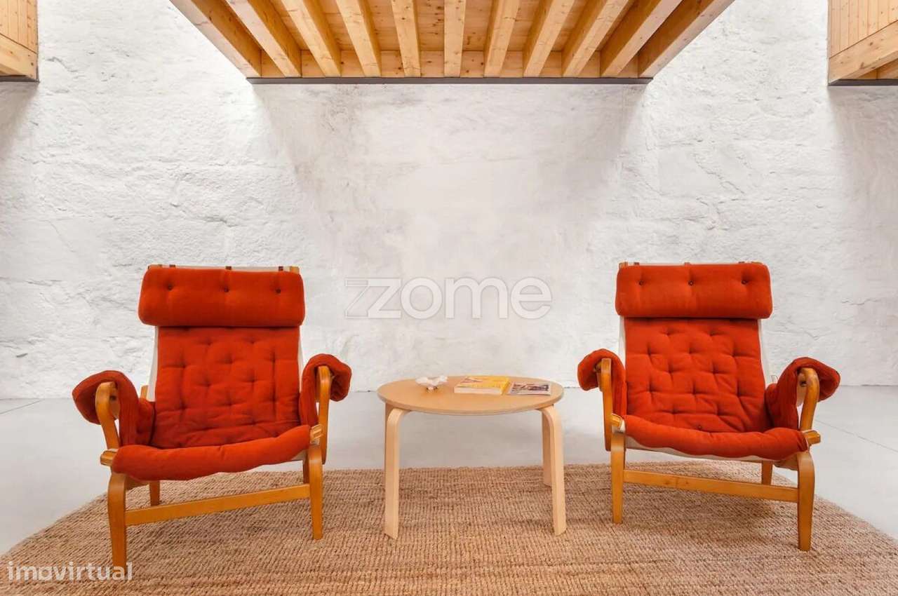 LOFT com pátio e 6 suítes, totalmente mobilado e equipado, Porto - Grande imagem: 5/36